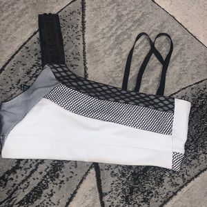 Lukka lux sports bra